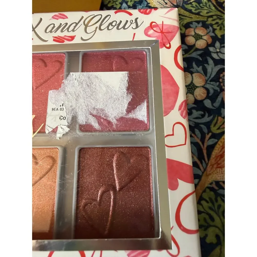 NWT bebe X and Glows 10 Color Glow Palette